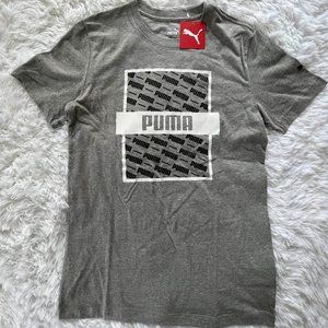 NWT Small Mens Light Gray & White/Black Puma Graphic Short Sleeve Tee